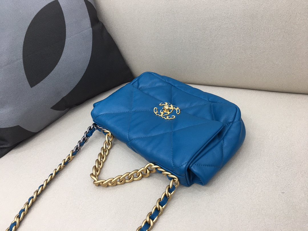 Lambskin 19 Handbag Flap Bag AS1160 Ocean Blue